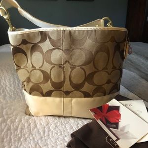 Coach signature classic tote